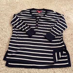 EUC Lilly Pulitzer Navy blue and white sweater
